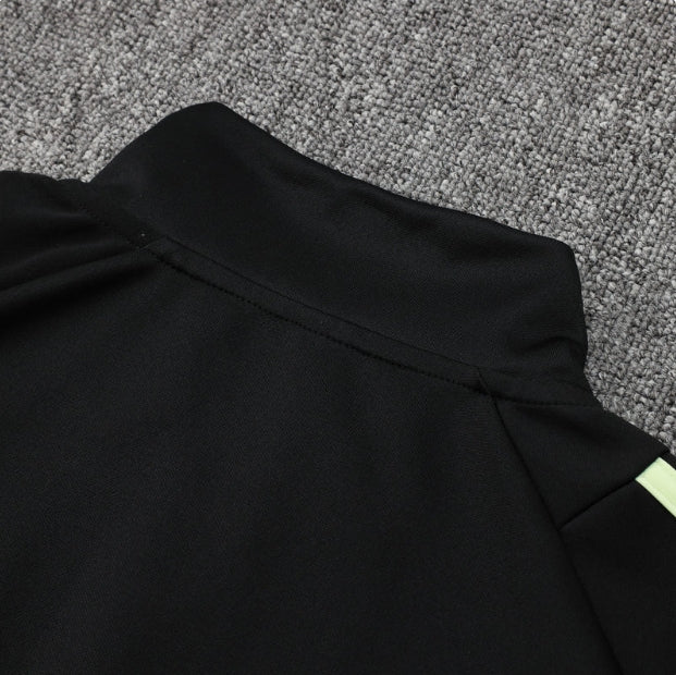 Manchester United Black and Dark Green Chándal