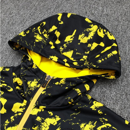 Borussia Dortmund Black and Yellow Chándal II