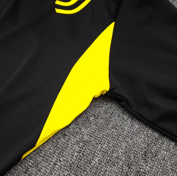 Juventus Black and Yellow Chándal