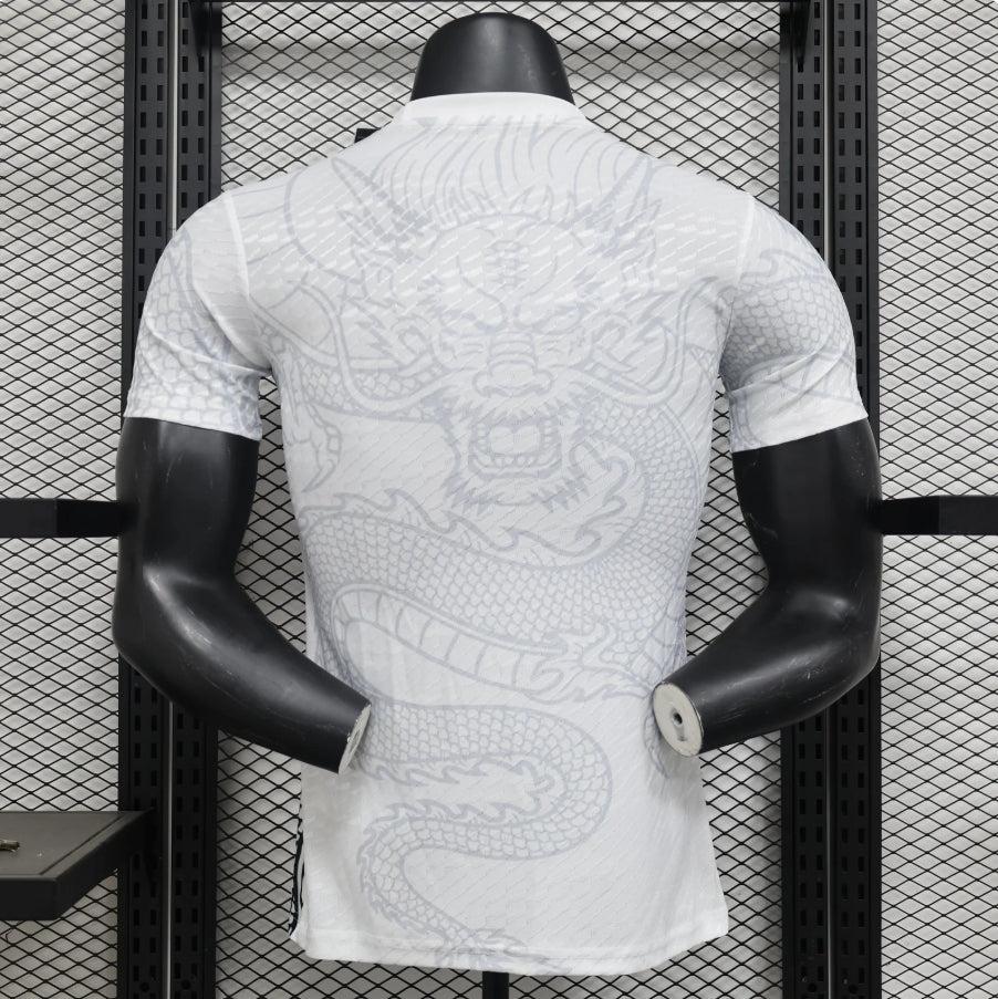 Real Madrid "White Serpent" Edición Especial