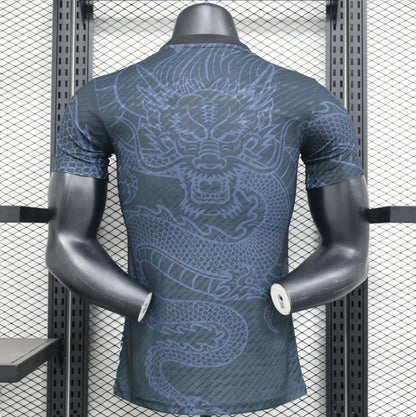 Real Madrid "Midnight Dragon" Edición Especial