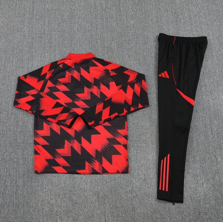 Manchester United “Shockwave Red” Chándal