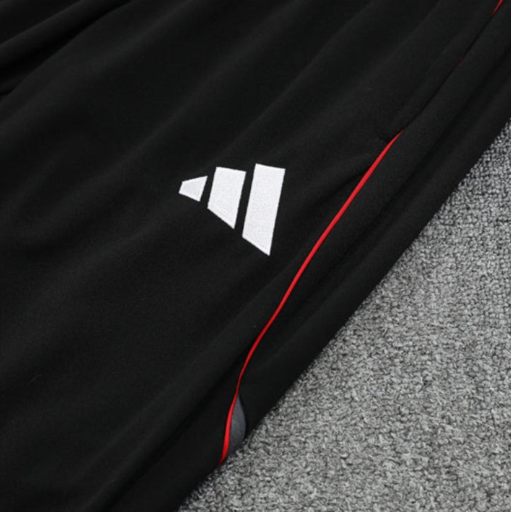 Ajax White and Black x Red Chándal