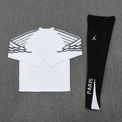 PSG Paris Saint Germain White and Black Chándal