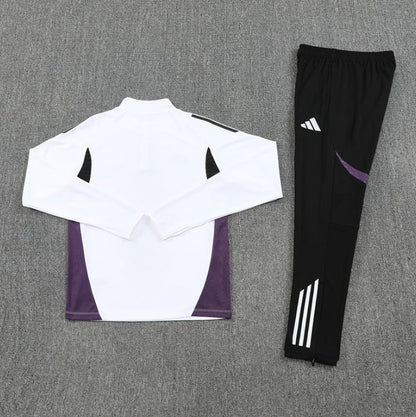 Manchester United White and Black Chándal