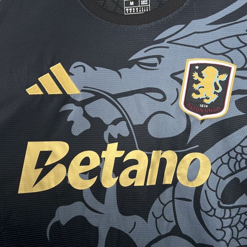 Aston Villa "The Firecrest" Edición Especial