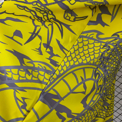 Real Madrid "Dragón Amarillo" Edición Especial