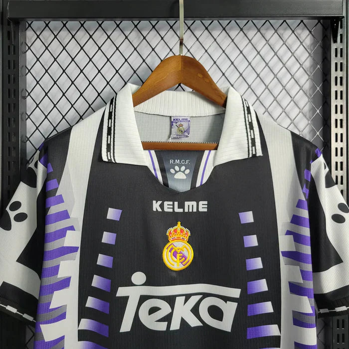 Real Madrid Retro 1997-1998 Alternativa Kit