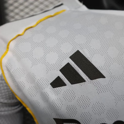 Real Madrid 2025/2026 Local Kit Manga Larga