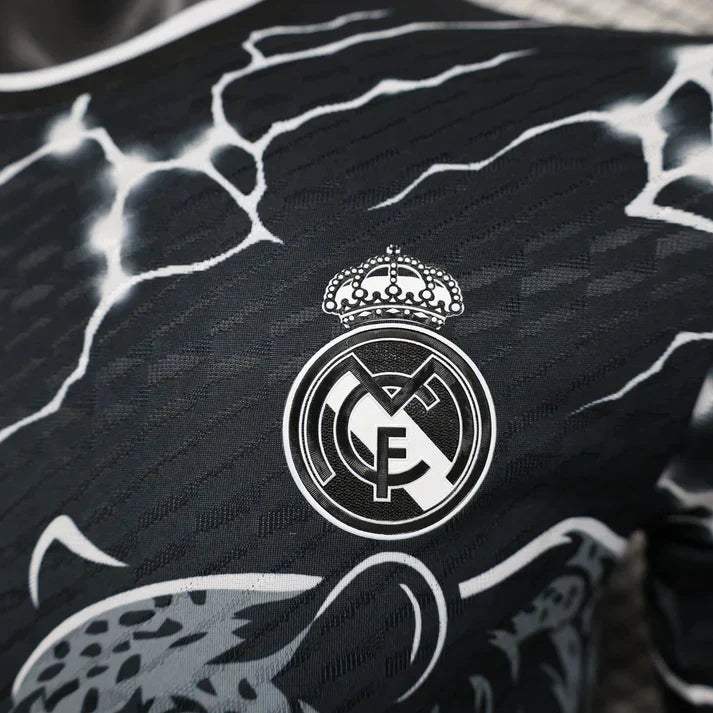 Real Madrid "Black Panther" Edición Especial