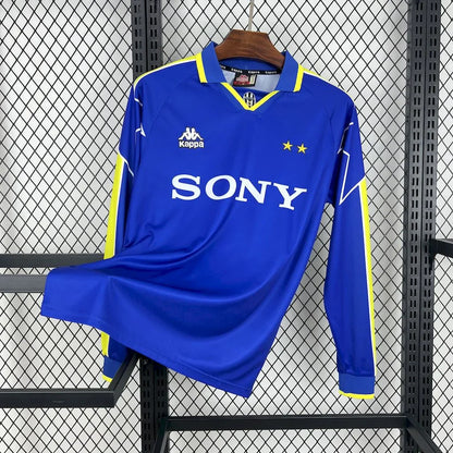 1996-1997 Retro Juventus Visitante Manga Larga