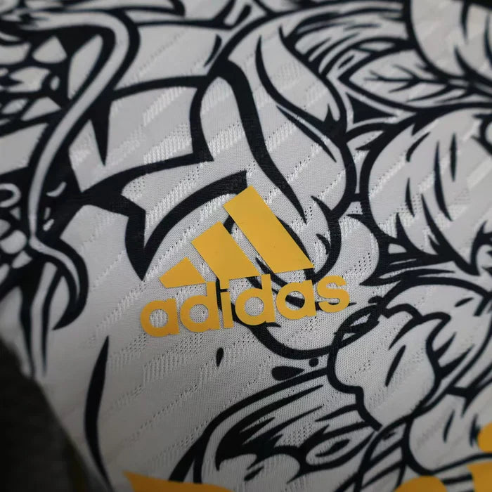 Real Madrid "Dragón Mítico" Edición Especial