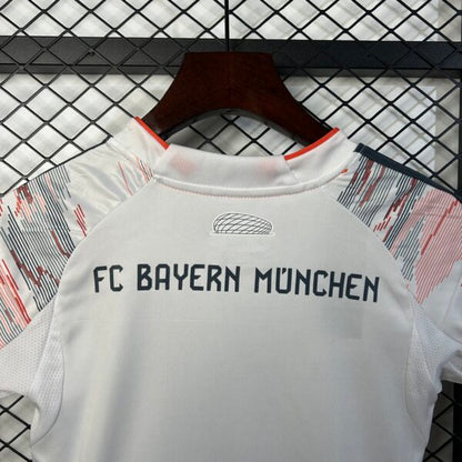 2025/2026 Bayern Munchen Visitante Kit Talla Niño