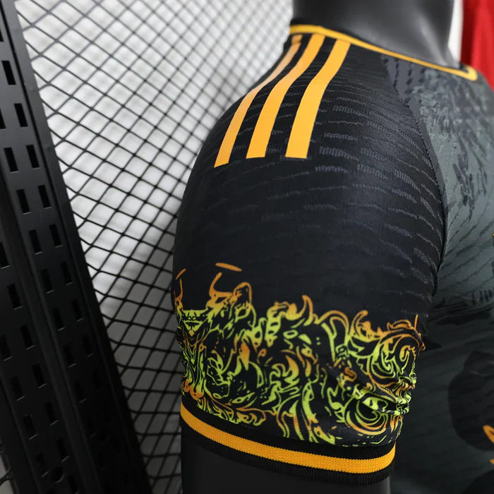 Real Madrid "Dragon's Dawn" Edición Especial
