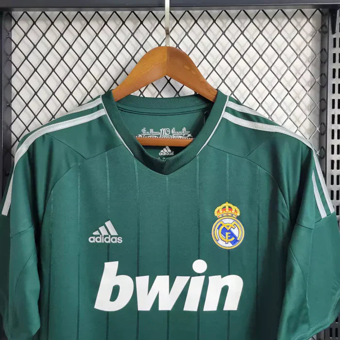 Real Madrid Retro 2012-2013 Alternativa Kit