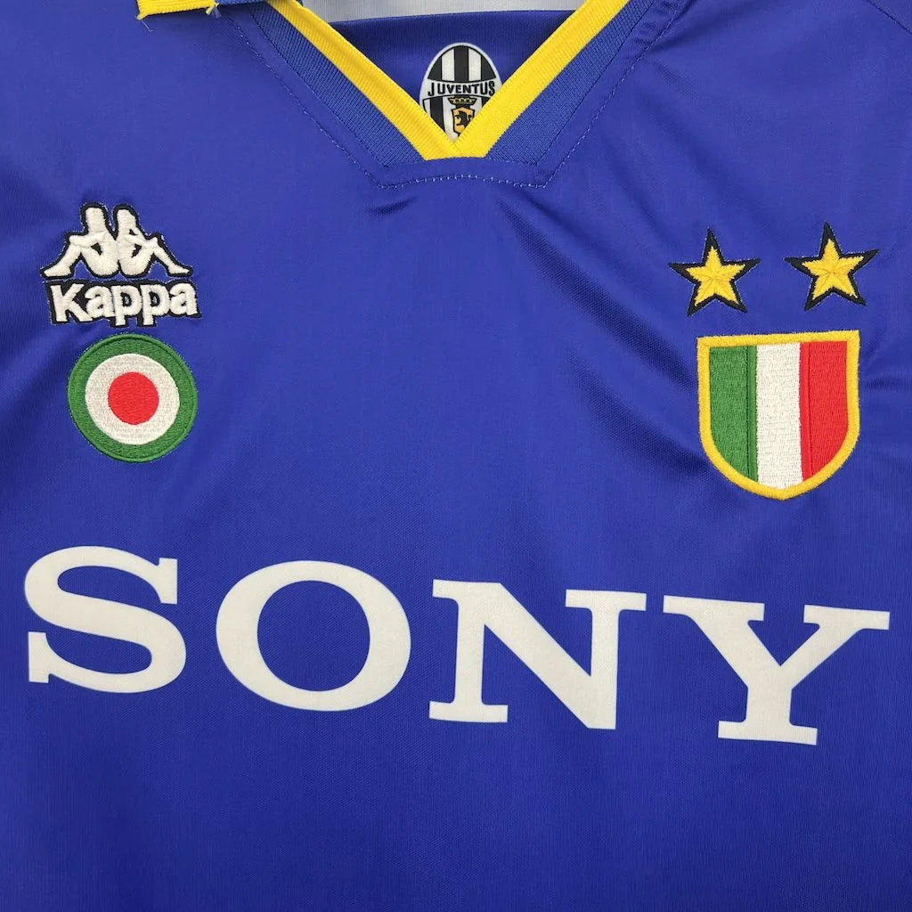 1995-1996 Retro Juventus Visitante