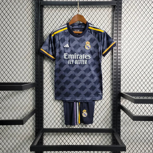 Real Madrid 2023/2024 Alternativa Visitante Talla Niño