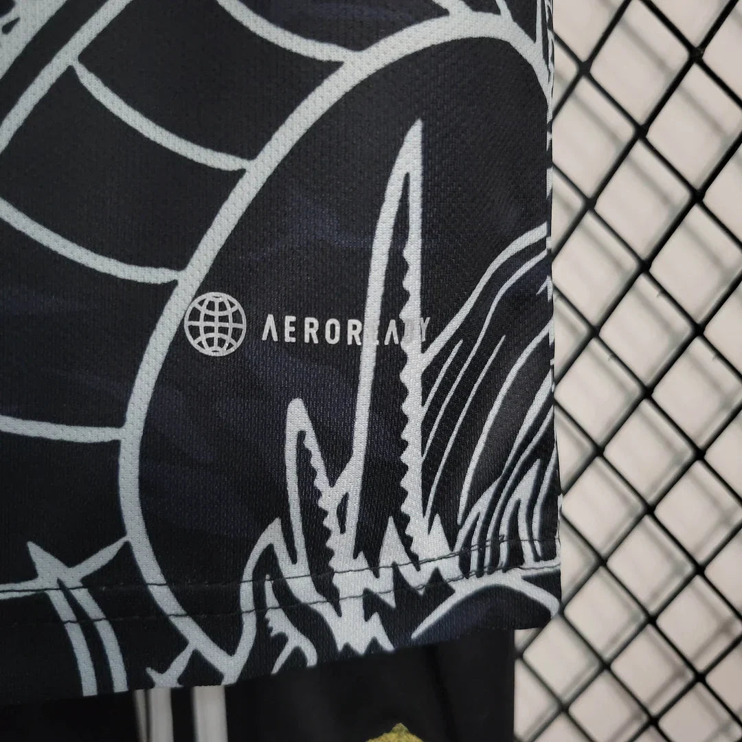 Real Madrid "Dragón Negro" Edición Especial Talla Niño