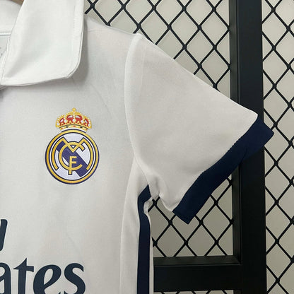2016/2017 Retro Real Madrid Local Kit Talla Niño