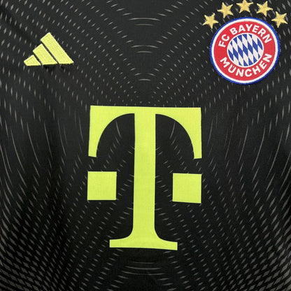 2025/2026 Bayern Munchen Goalkeeper Kit Talla Niño