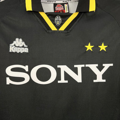 1996-1997 Retro Juventus Alternativa Visitante
