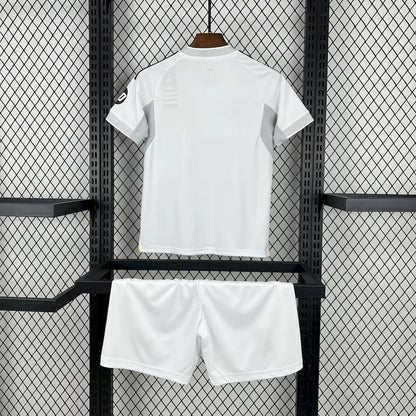 2025/2026 Real Madrid Local Kit Talla Niño