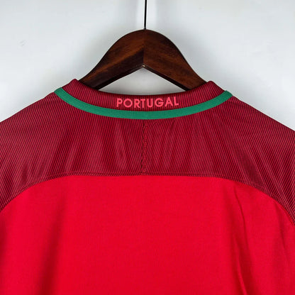 2016 Retro Portugal Local Manga Larga
