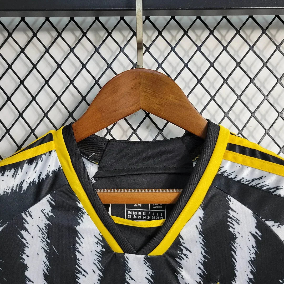 2023/2024 Juventus Local Talla Niño