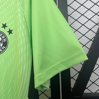 2025/2026 Bayern Munchen Green Goalkeeper Kit