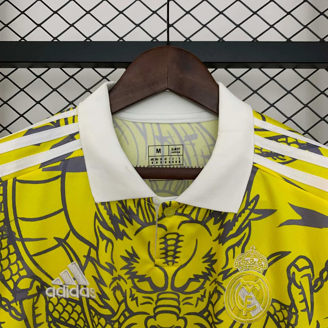 Real Madrid "Dragón Amarillo" Edición Especial