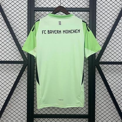 2025/2026 Bayern Munchen Green Goalkeeper Kit