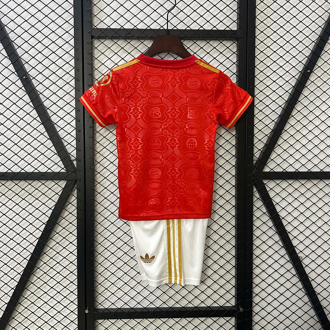 Bayern Munchen 2025/2026 125th Aniversario Edition Red Talla Niño